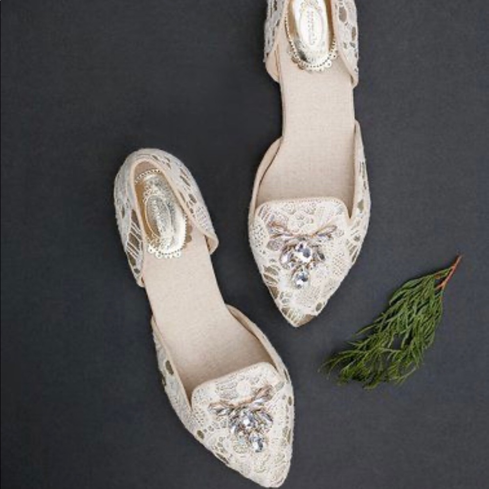 Joyfolie Vivica D'Orsay Flats in Lace Size 7.5